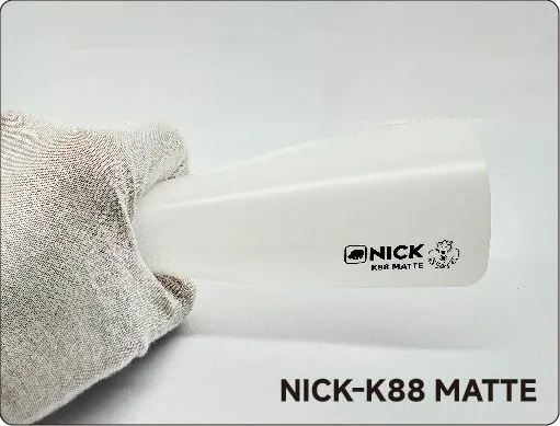 সাদা গাড়ির জন্য ম্যাট পিপিএফ